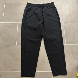 EUC - All In Motion Active Light High-Rise Taper Pants